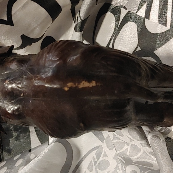 Two Elephant Figures - Picture 6 of 14